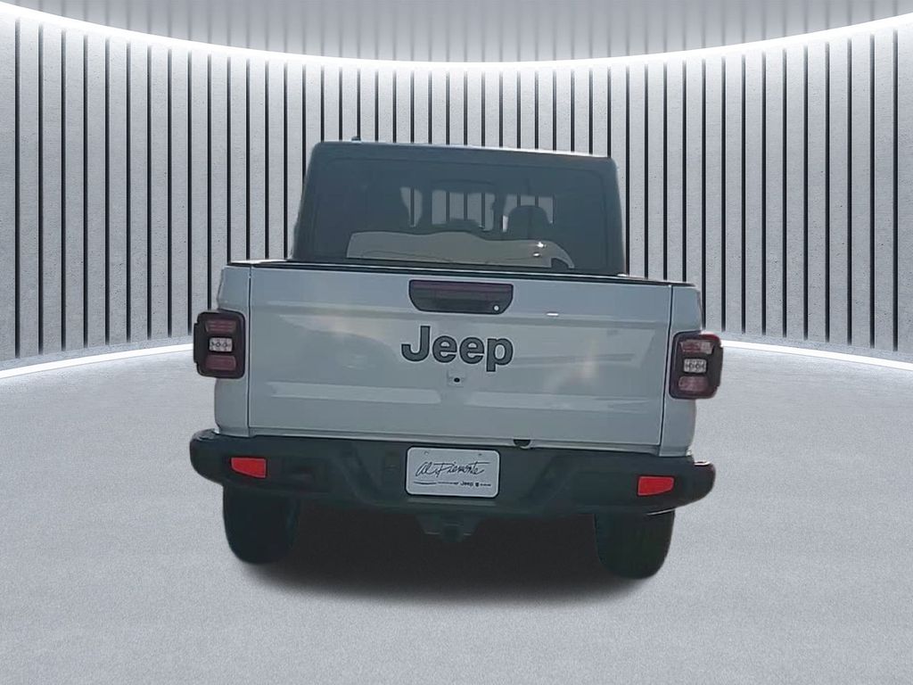 2025 Jeep Gladiator Sport S photo 4