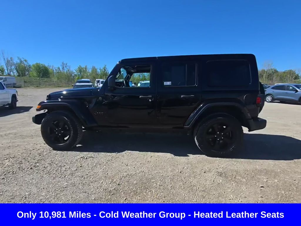 2023 Jeep Wrangler Sahara Altitude's photo
