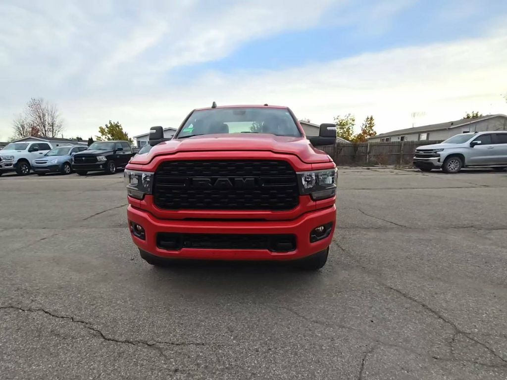 2024 Ram 2500 Big Horn photo 2