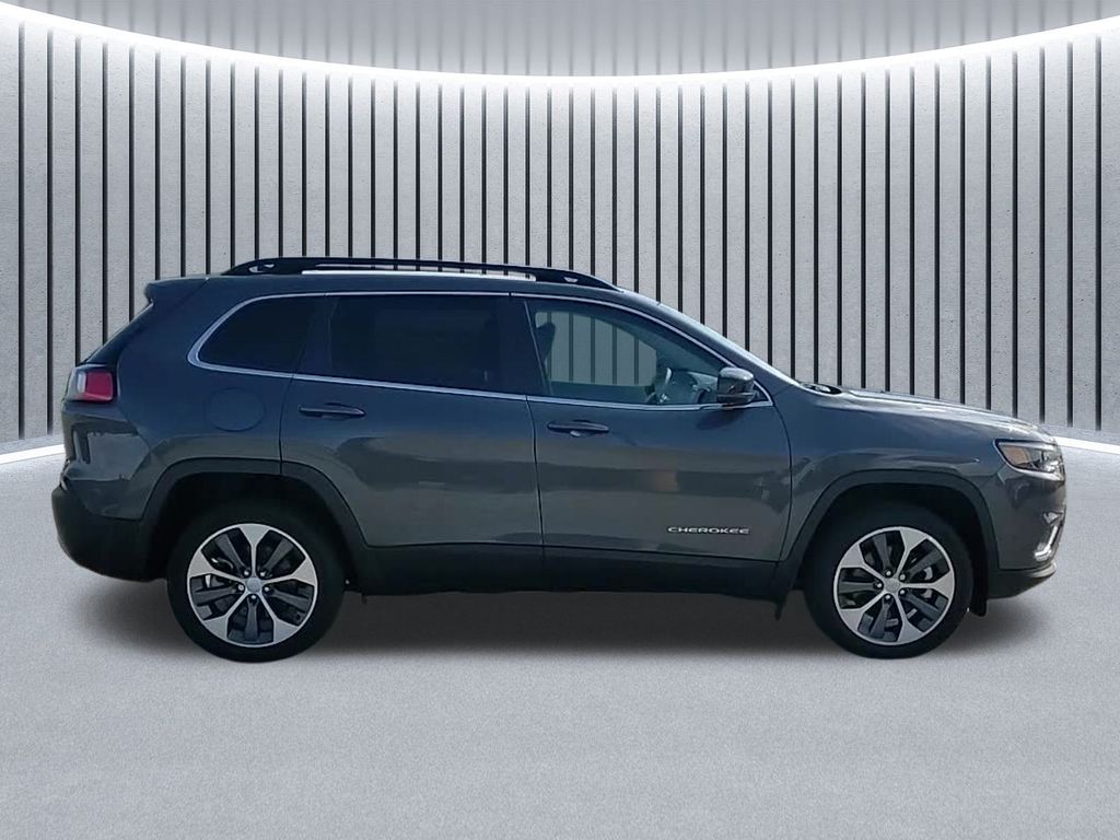 2022 Jeep Cherokee Limited photo 3