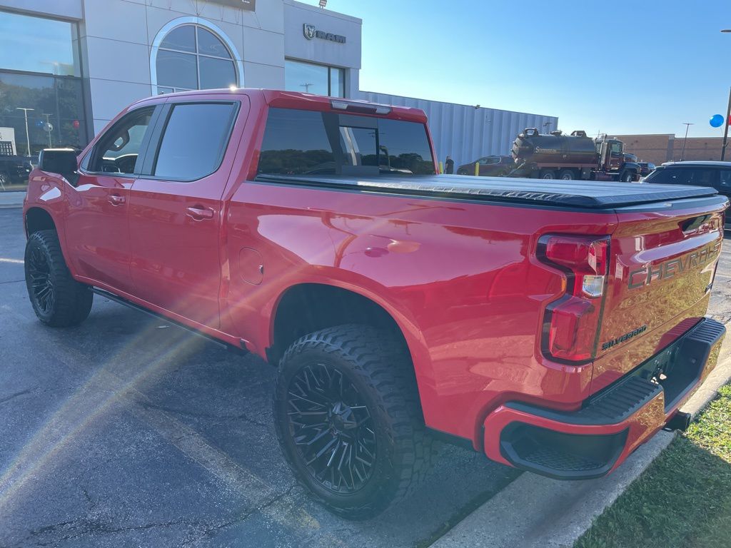 2021 Chevrolet Silverado 1500 RST photo 4