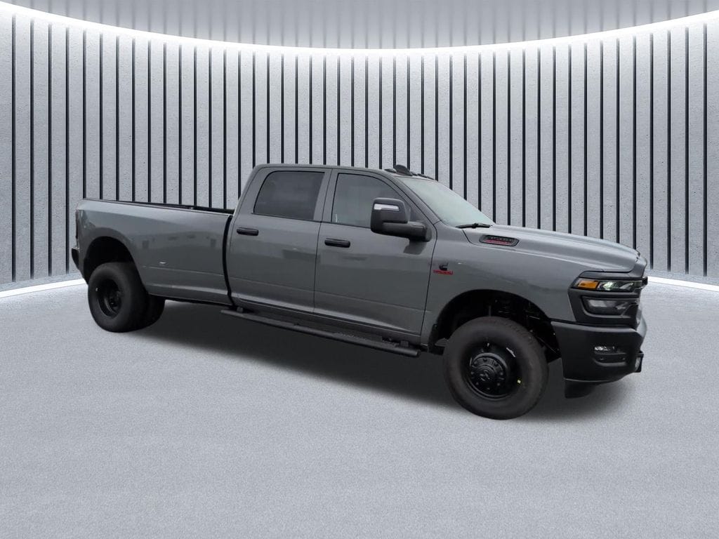 New 2026 Ram 3500 TRADESMAN CREW CAB 4X4 8' BOX Pickup