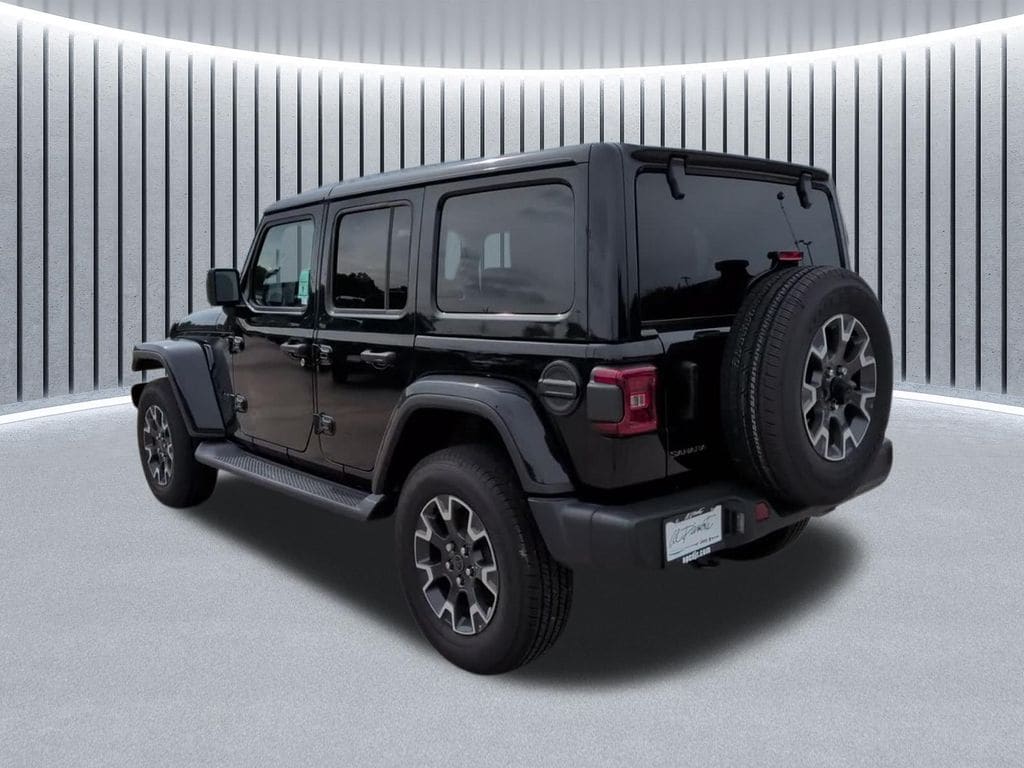 2025 Jeep Wrangler 4-Door Sahara - Photo 7