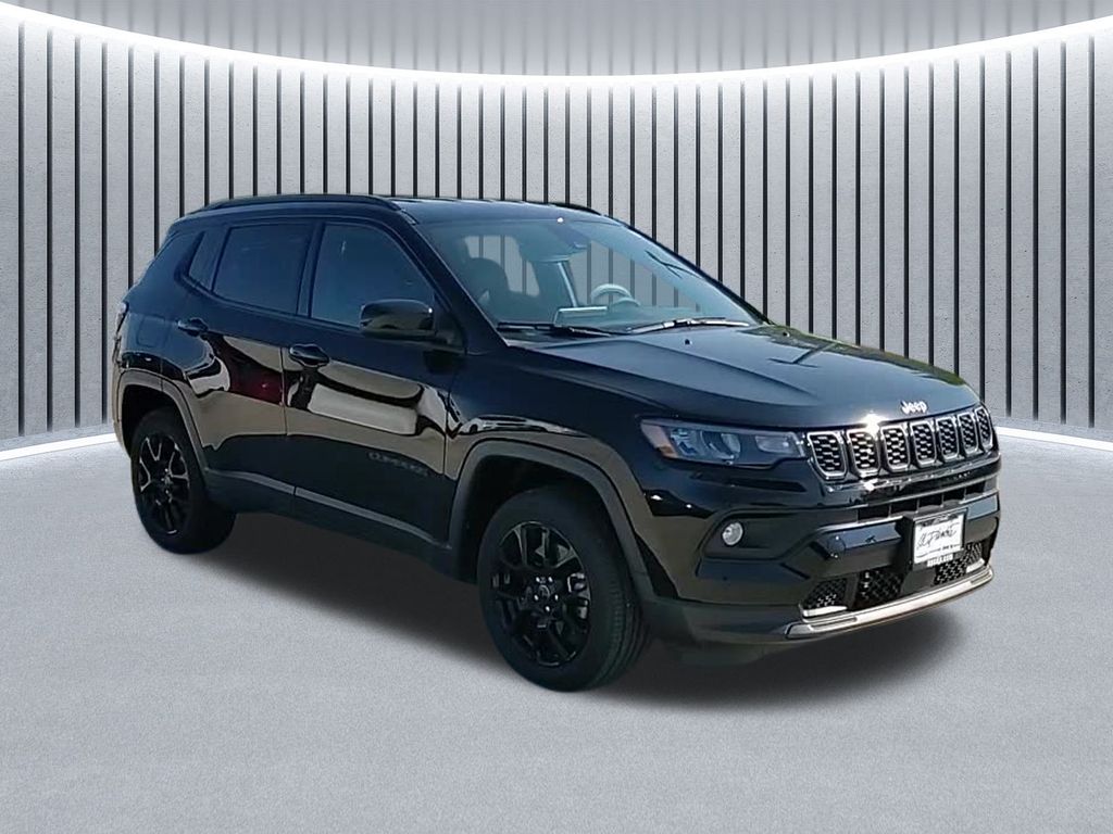 2025 Jeep Compass Latitude Altitude Special Edition photo 2