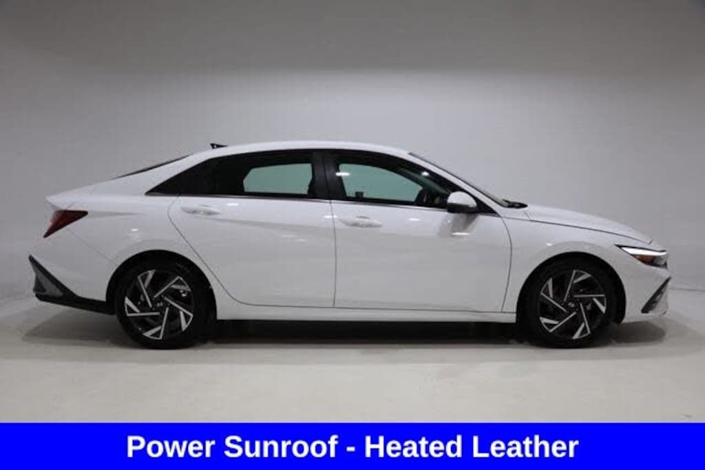 Used 2025 Hyundai Elantra Limited Sedan