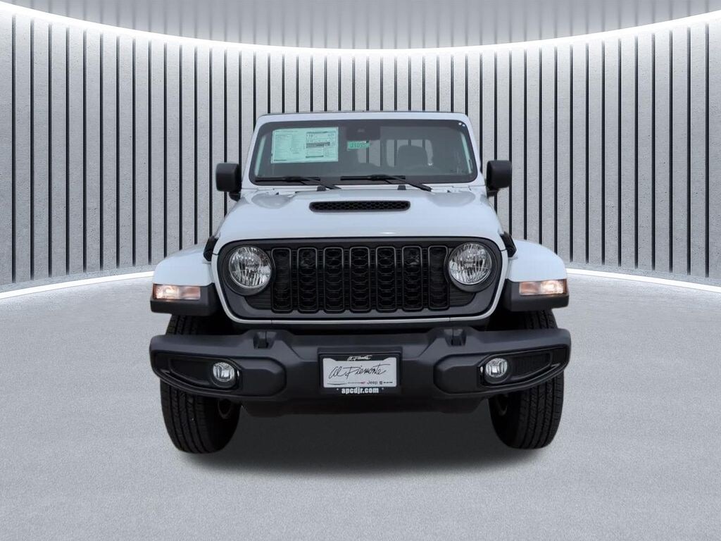 New 2025 Jeep Gladiator SPORT S 4X4 Pickup