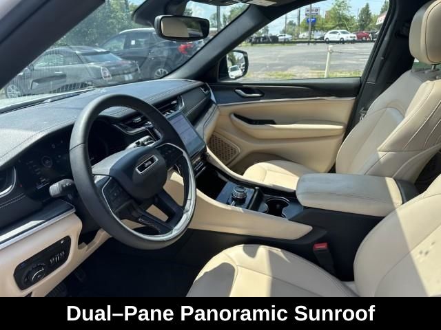 2024 Jeep Cherokee Limited 4xe photo 4