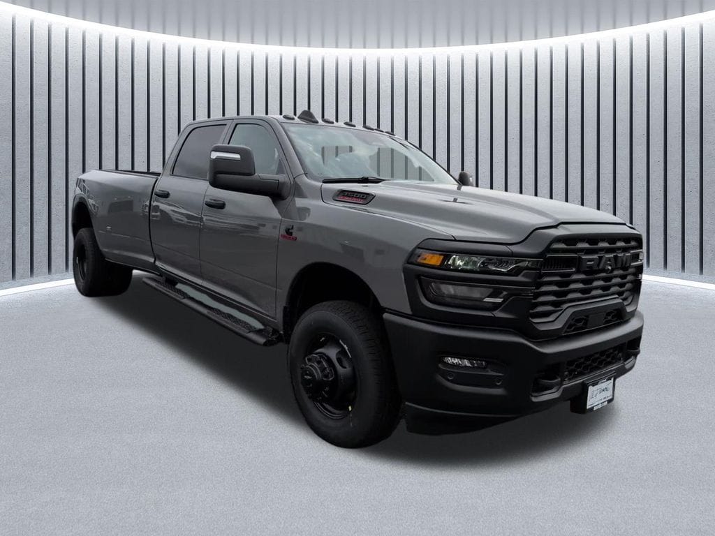 New 2026 Ram 3500 TRADESMAN CREW CAB 4X4 8' BOX Pickup