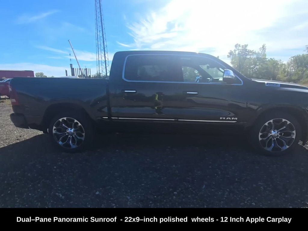 2022 Ram 1500 Limited photo 2