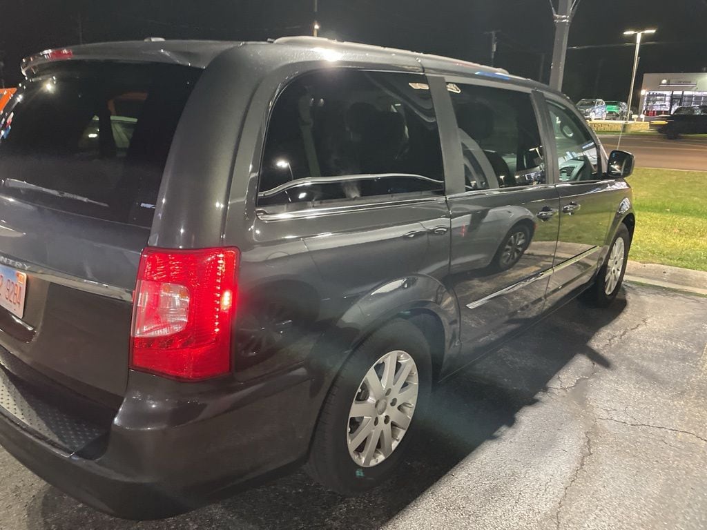 Used 2012 Chrysler Town & Country  Van LWB Passenger Van