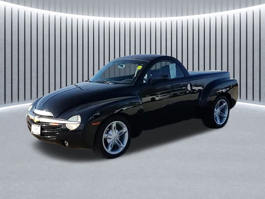 2004 Chevrolet SSR LS's photo