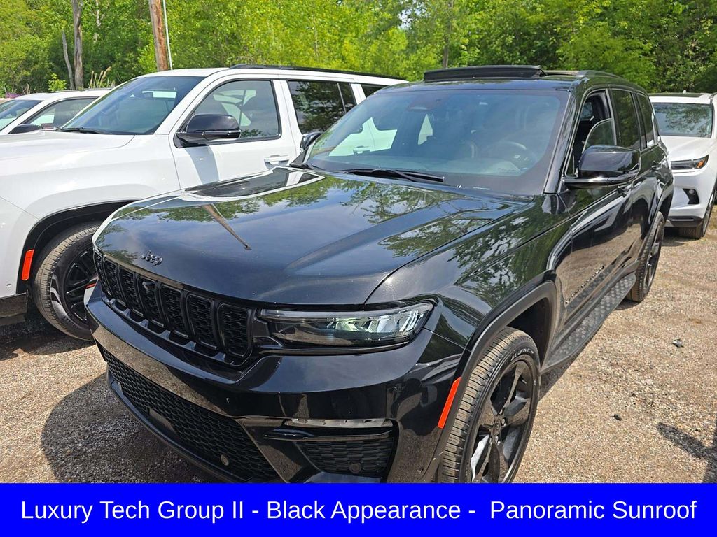 2024 Jeep Grand Cherokee's photo