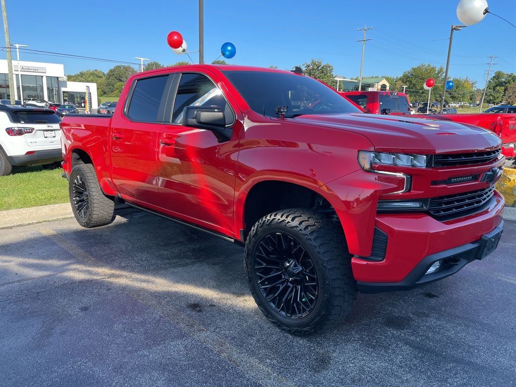 2021 Chevrolet Silverado 1500 RST photo 2