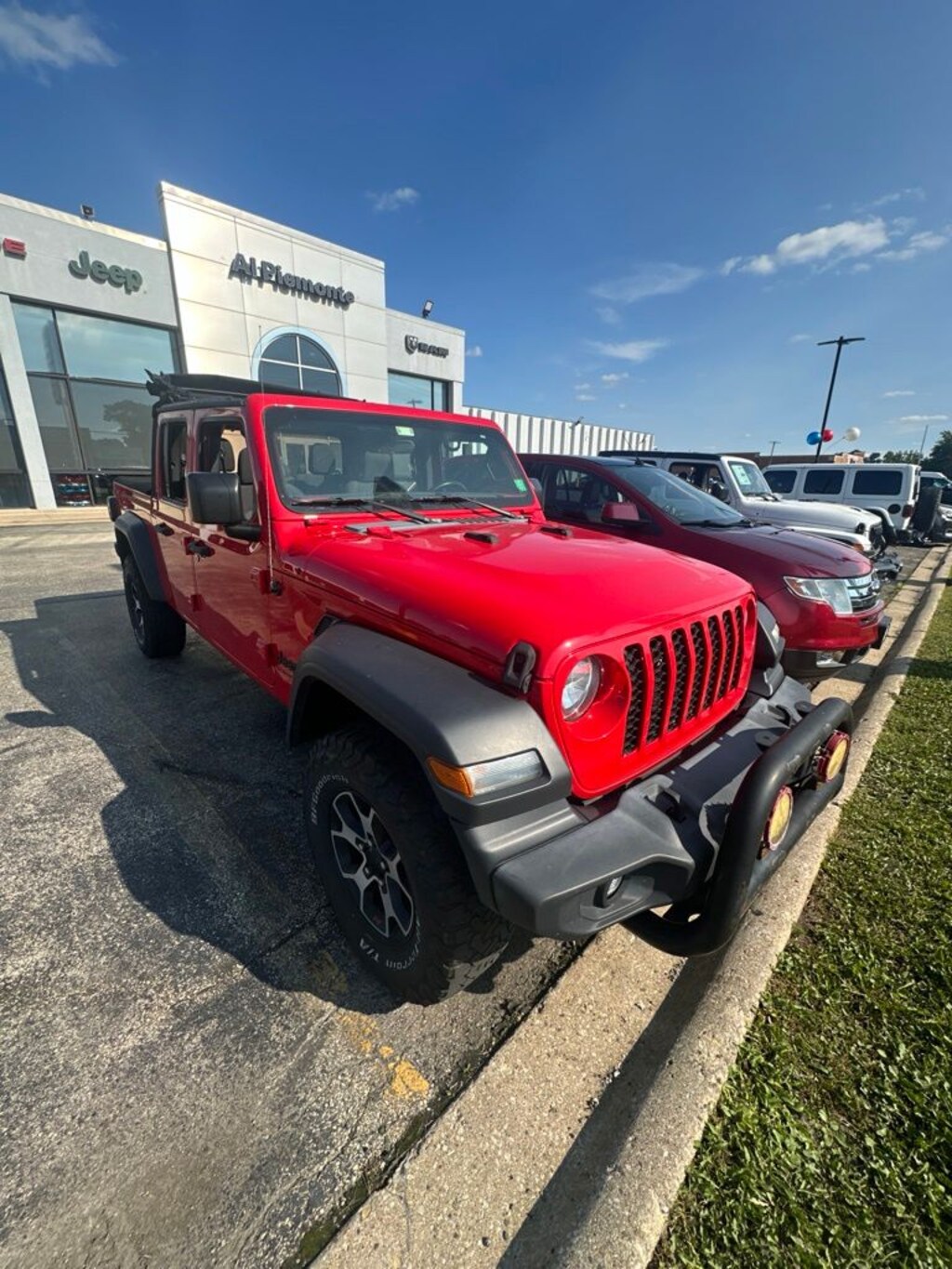 Used 2020 Jeep Gladiator Sport Truck Crew Cab