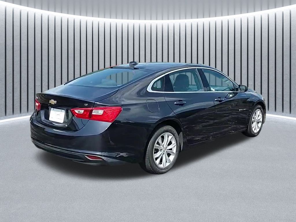 2023 Chevrolet Malibu 1LT photo 4