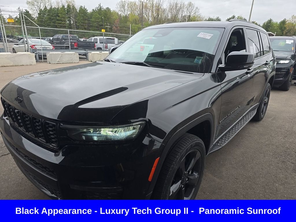 2024 Jeep Grand Cherokee L Limited 4x4's photo