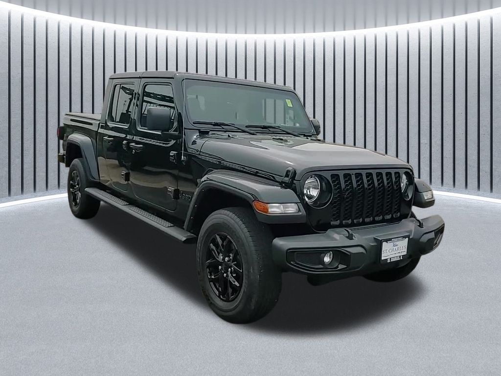 2022 Jeep Gladiator Altitude photo 3