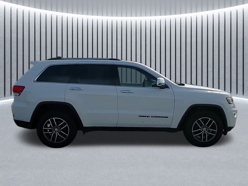 2018 Jeep Grand Cherokee Limited photo 2
