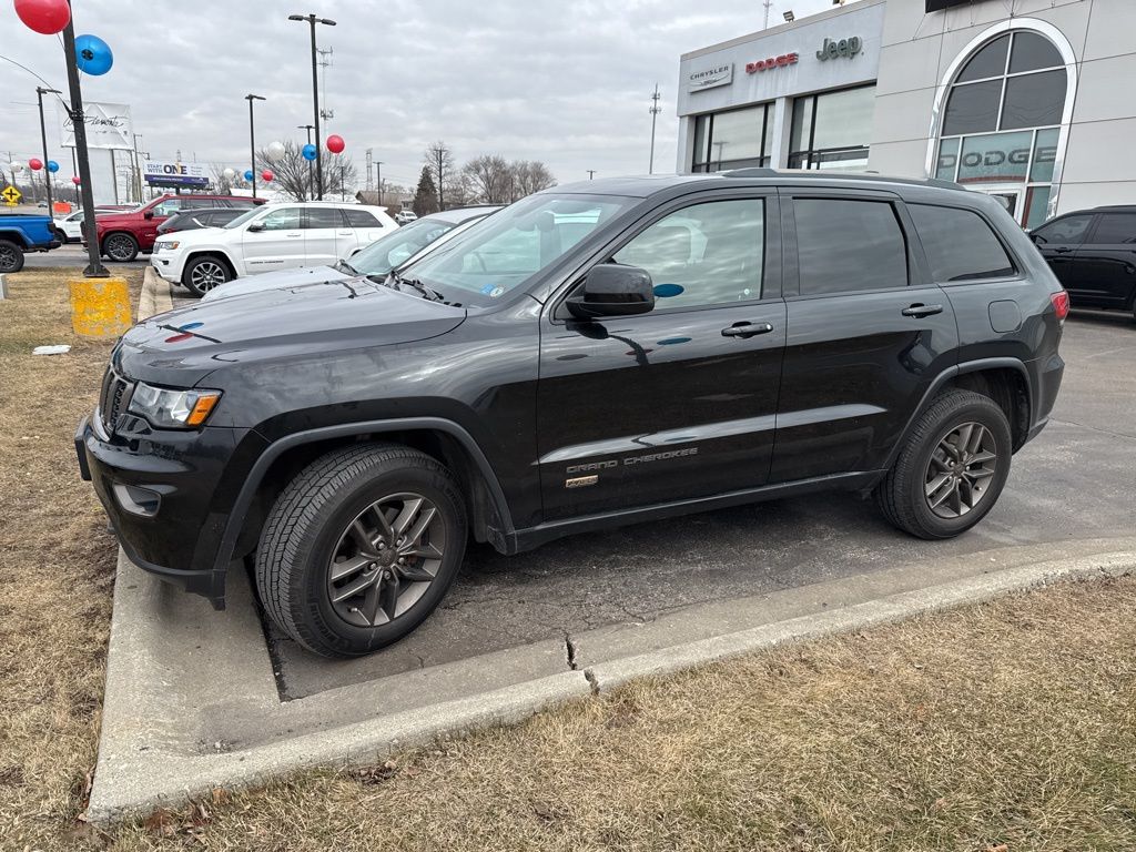 2016 Jeep Grand Cherokee Laredo