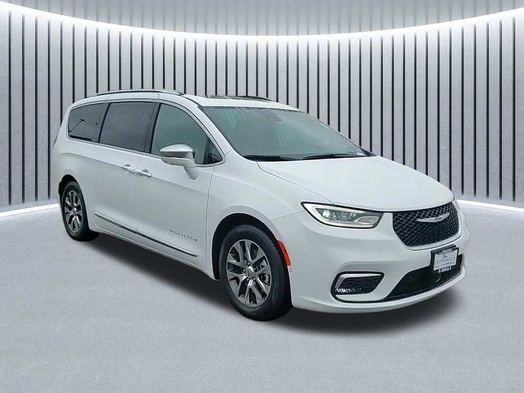 New 2024 Chrysler Pacifica Hybrid PACIFICA PLUG-IN HYBRID PINNACLE Passenger Van