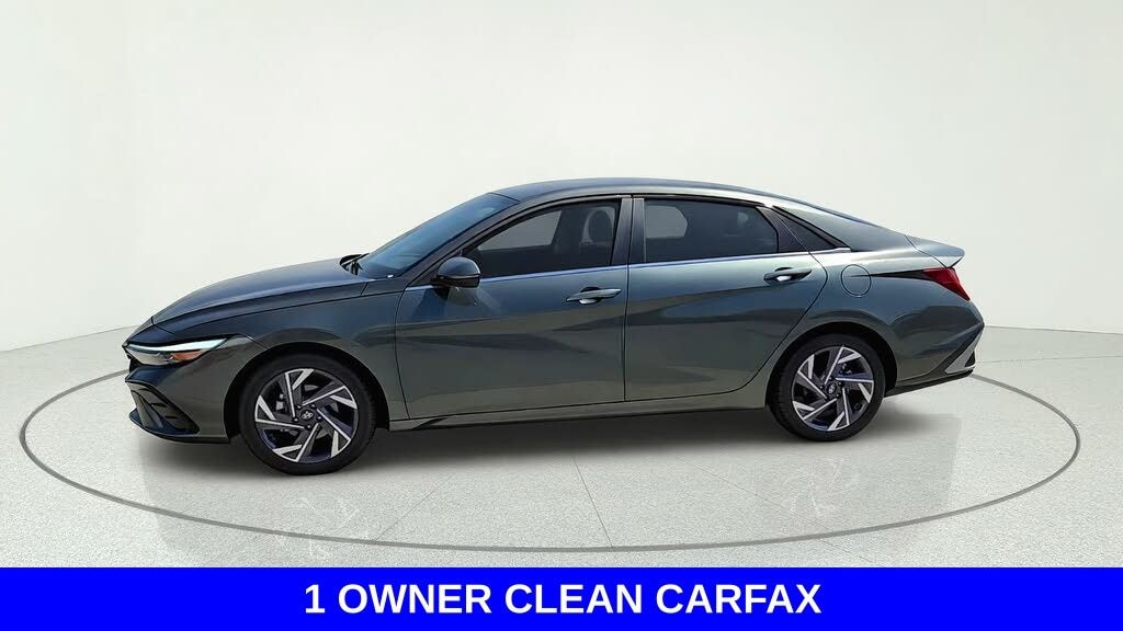 Used 2025 Hyundai Elantra Limited Sedan