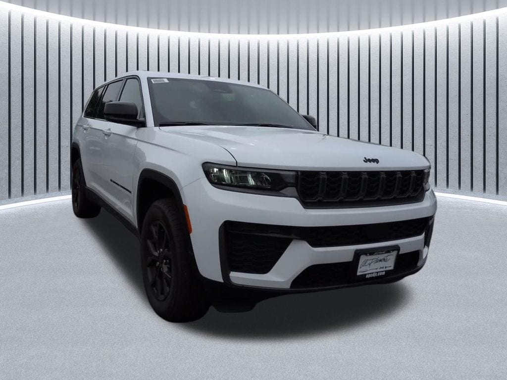 New 2026 Jeep Grand Cherokee L LAREDO ALTITUDE 4X4 Sport Utility