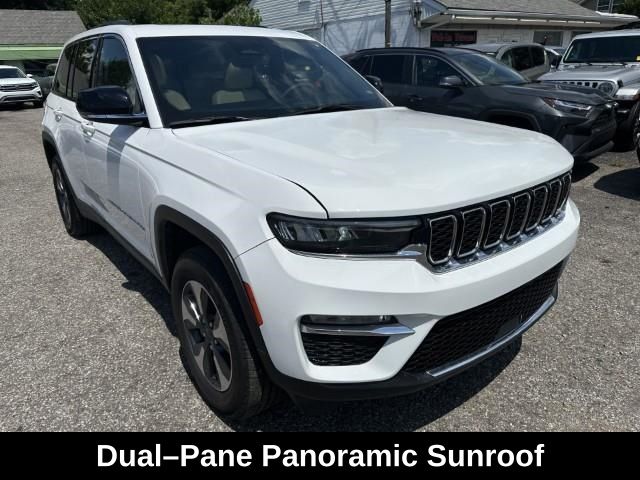 2024 Jeep Cherokee Limited 4xe photo 2