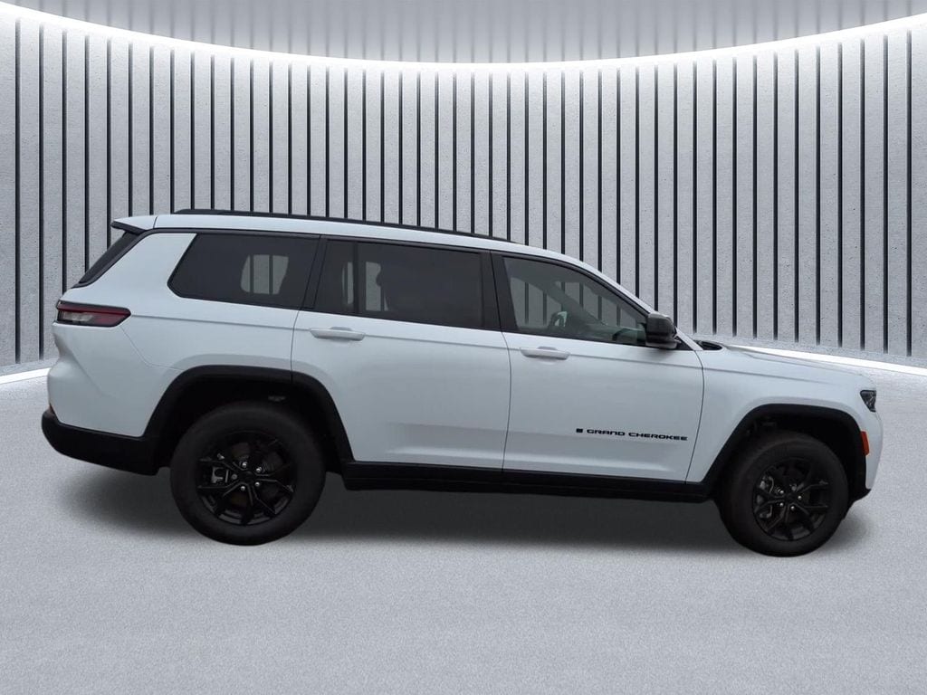 New 2026 Jeep Grand Cherokee L LAREDO ALTITUDE 4X4 Sport Utility