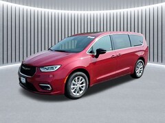 2025 Chrysler Pacifica SELECT AWD Passenger Van