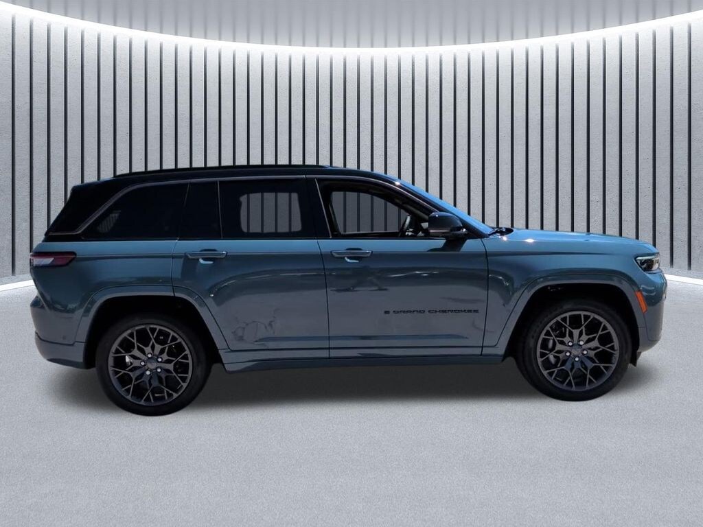 New 2026 Jeep Grand Cherokee SUMMIT 4X4 Sport Utility