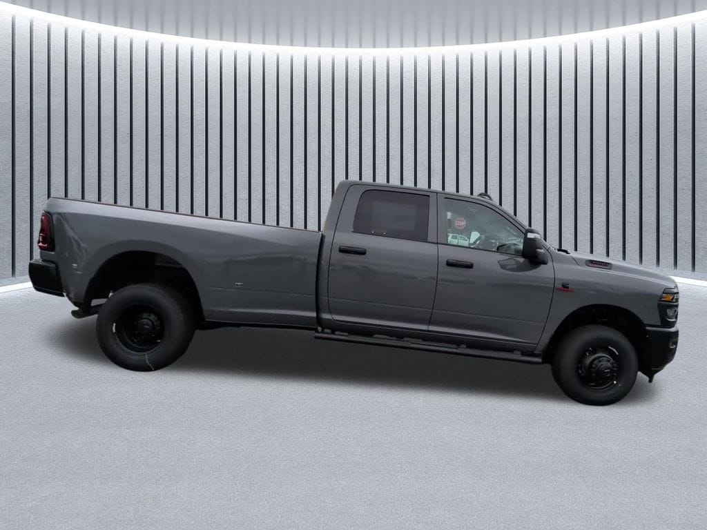 New 2026 Ram 3500 TRADESMAN CREW CAB 4X4 8' BOX Pickup