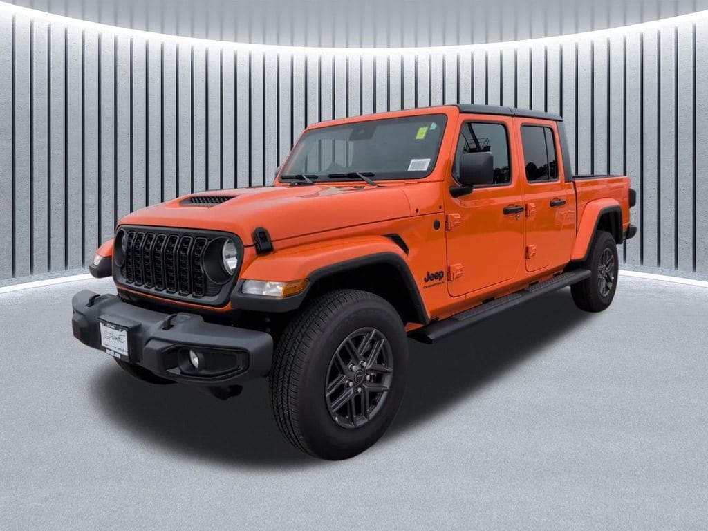New 2025 Jeep Gladiator SPORT S 4X4 Pickup