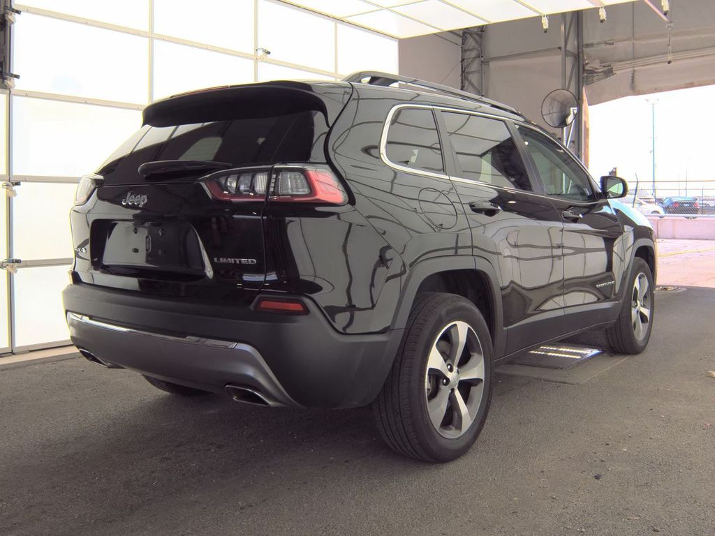 2022 Jeep Cherokee Limited photo 3