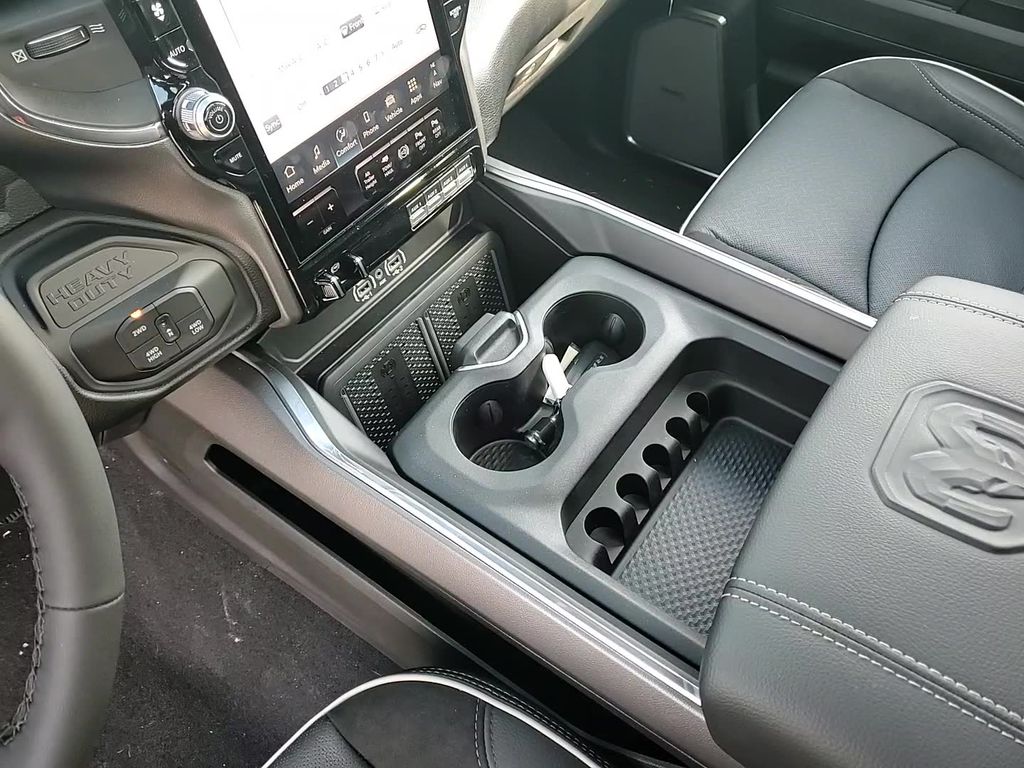 2025 RAM 2500 Laramie - Photo 20