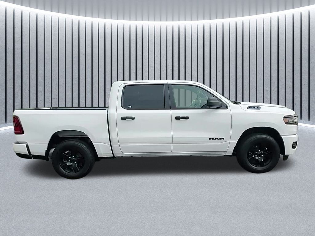 2025 Ram 1500 Tradesman photo 4