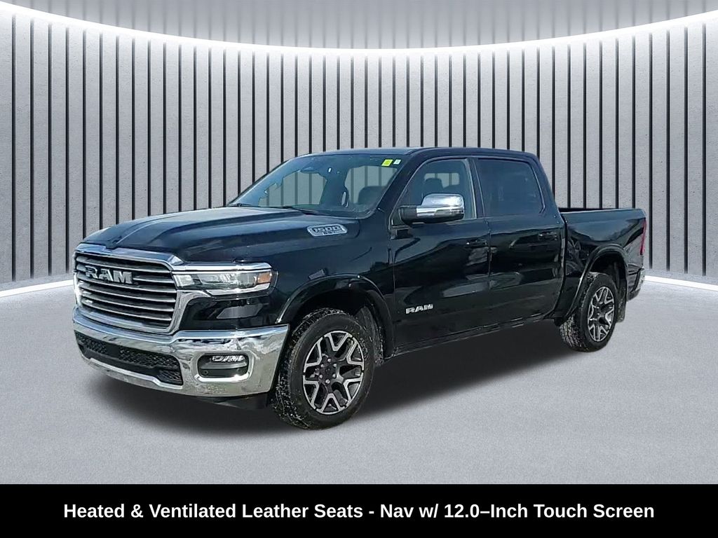 2025 Ram 1500 Truck Crew Cab 