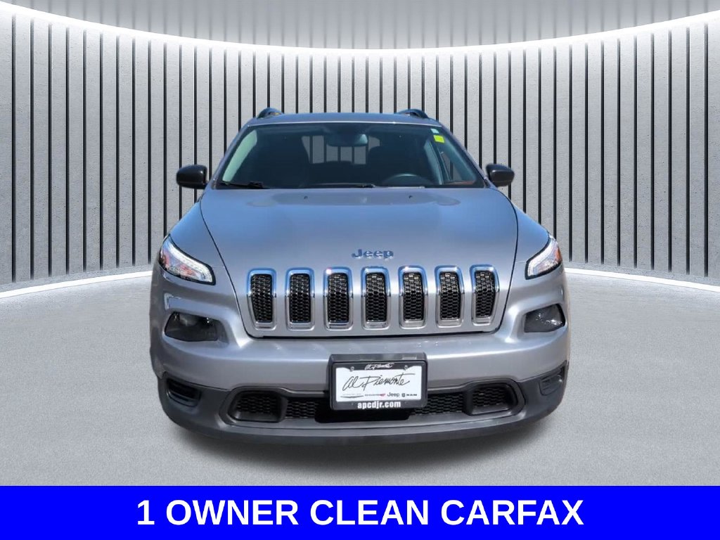 Used 2017 Jeep Cherokee Sport with VIN 1C4PJMAB4HW510220 for sale in Crystal Lake, IL
