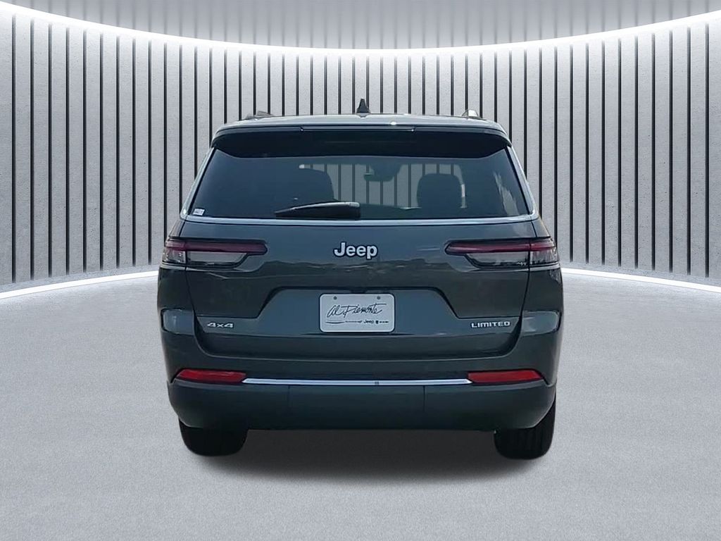 2025 Jeep Grand Cherokee Limited photo 4