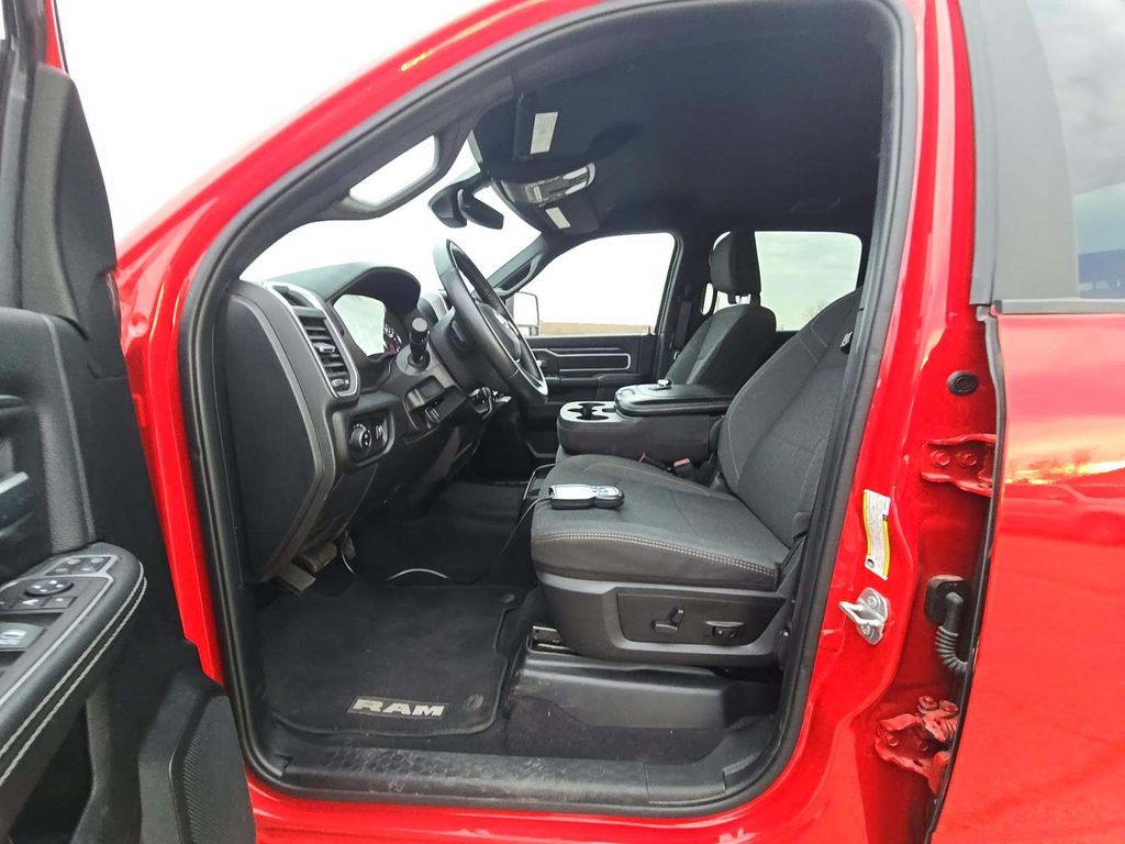 2024 Ram 2500 Big Horn photo 4