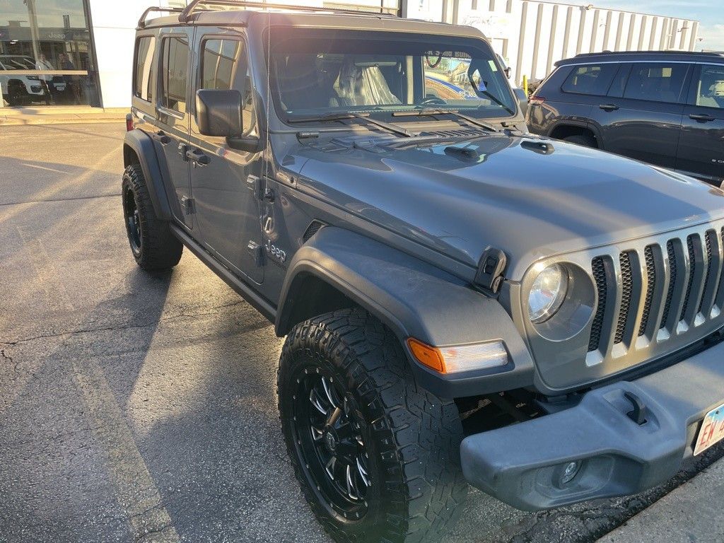 2019 Jeep Wrangler Unlimited Sport S photo 2
