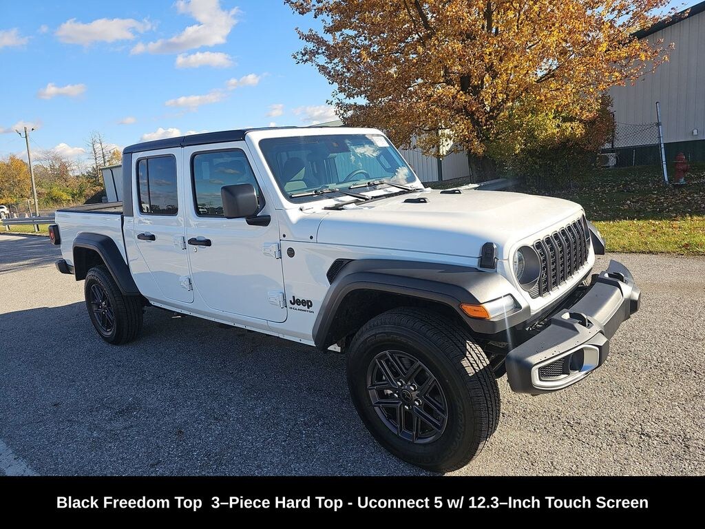 Used 2025 Jeep Gladiator Sport Truck Crew Cab