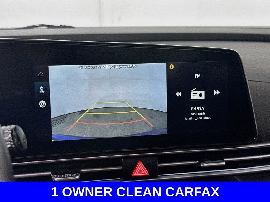 Used 2025 Hyundai Elantra SEL Convenience Sedan