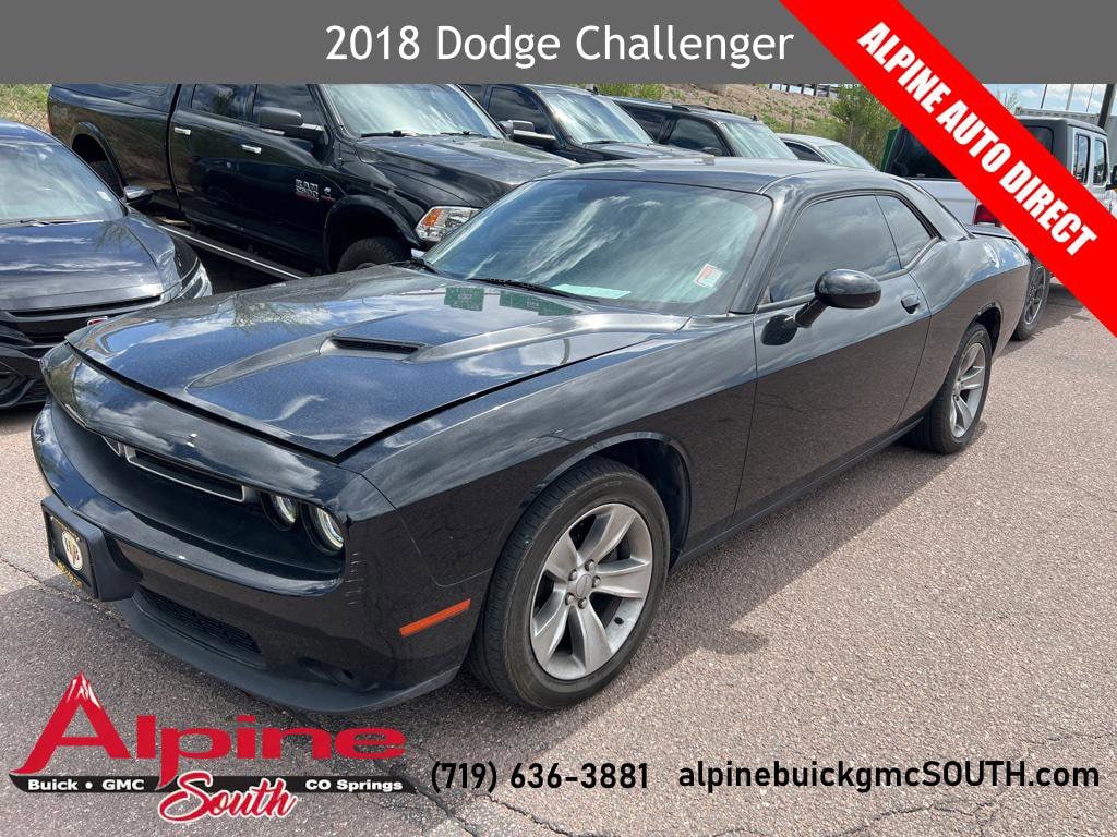 2018 Dodge Challenger SXT RWD