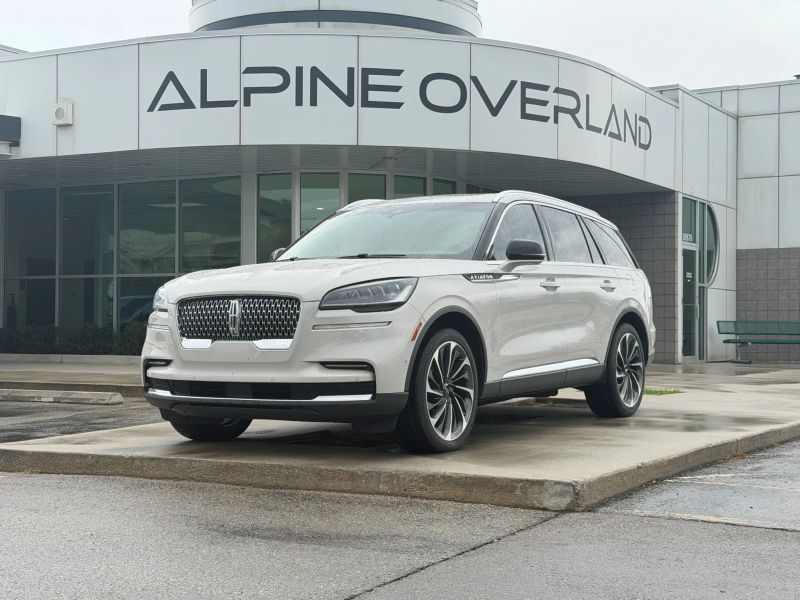 2024 Lincoln Aviator