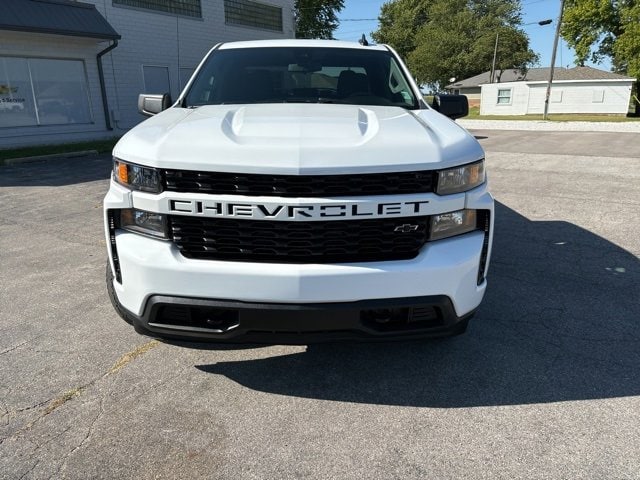 Used 2021 Chevrolet Silverado 1500 Custom with VIN 1GCRYBEK3MZ367921 for sale in Kentland, IN