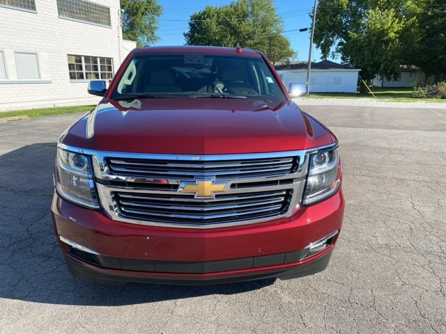 Used 2019 Chevrolet Tahoe Premier with VIN 1GNSKCKC6KR181297 for sale in Kentland, IN