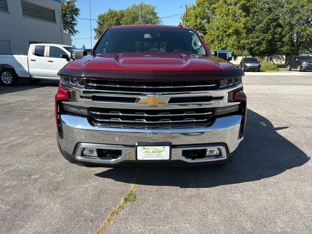 Used 2019 Chevrolet Silverado 1500 LTZ with VIN 3GCUYGED0KG147108 for sale in Kentland, IN