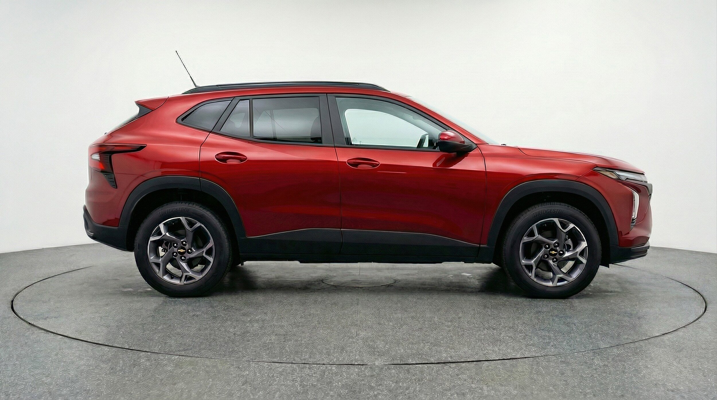 Thumbnail: 2025 Chevrolet Trax - 8