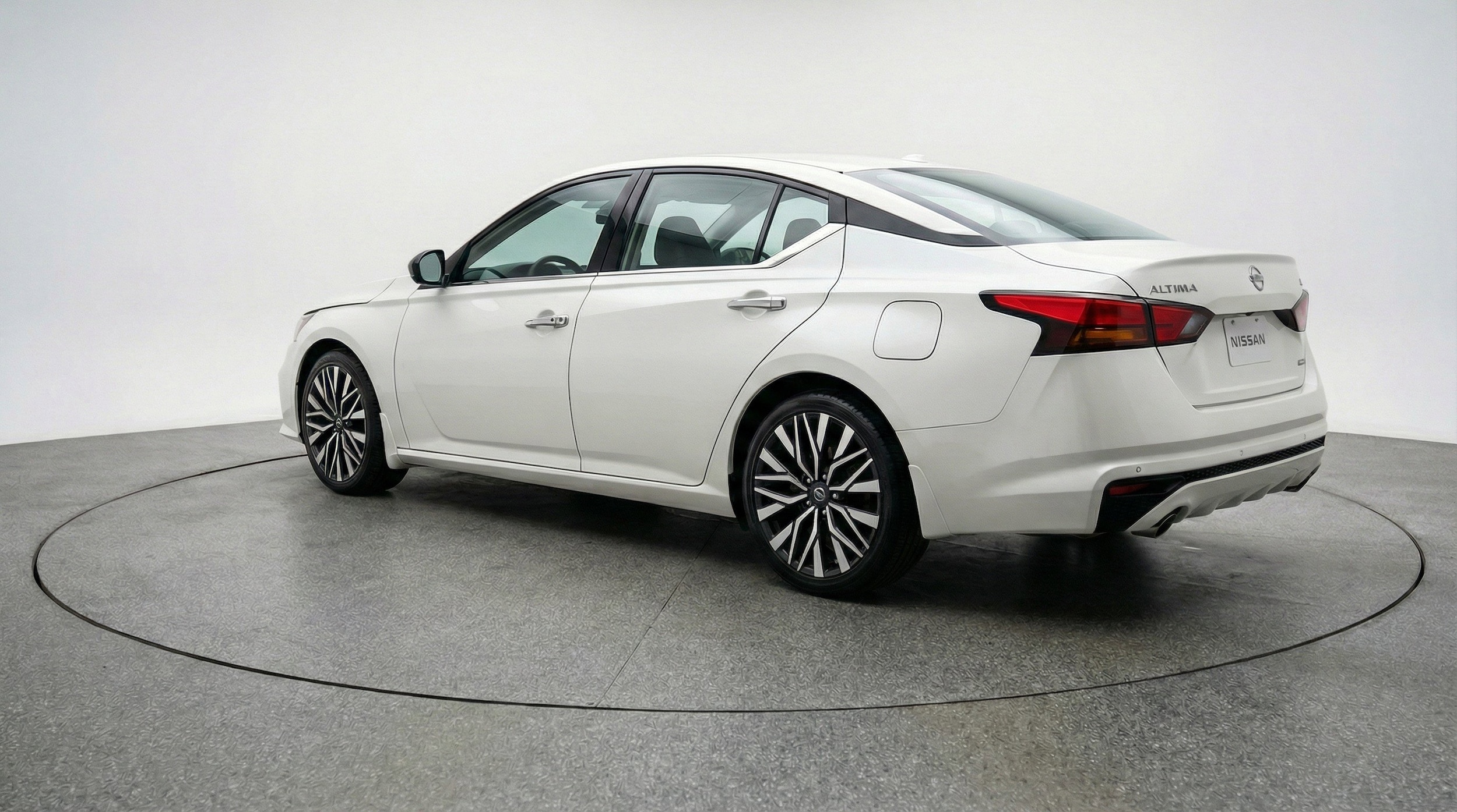 Thumbnail: 2025 Nissan Altima - 6