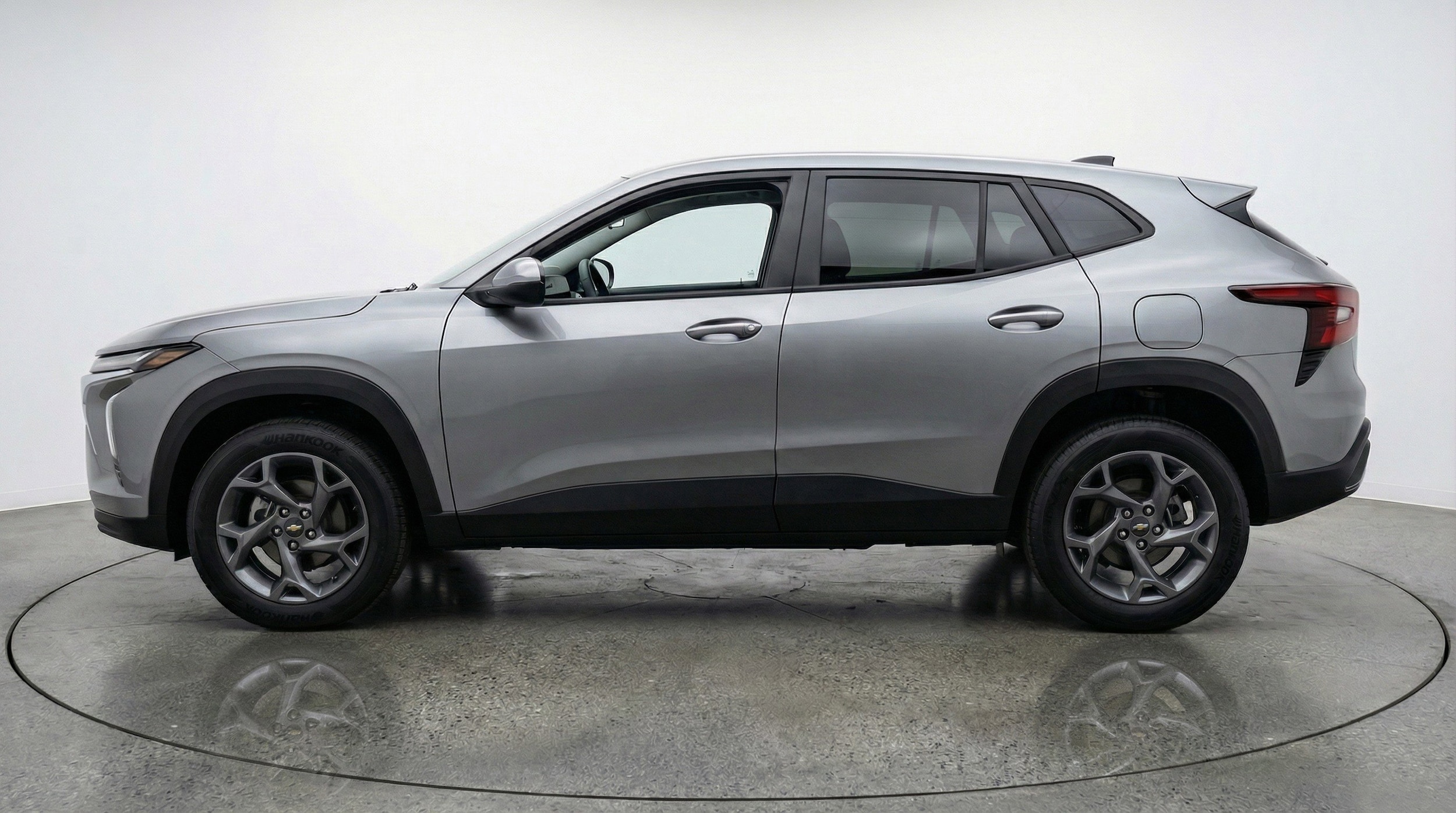 Thumbnail: 2025 Chevrolet Trax - 5